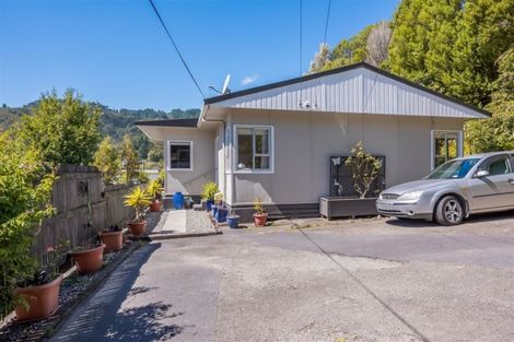 Photo of property in 12 Kopara Grove, Stokes Valley, Lower Hutt, 5019