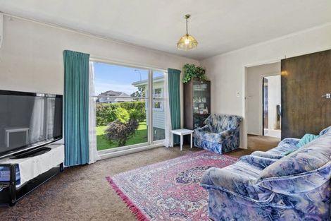 Photo of property in 25 Martin Road, Manurewa, Auckland, 2102