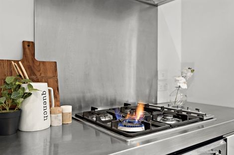 Photo of property in 37e Ngaio Road, Kelburn, Wellington, 6012