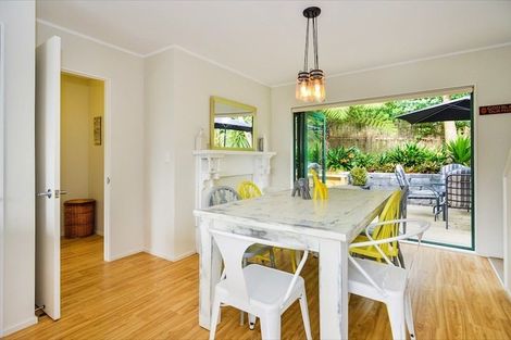 Photo of property in 24 Brookvale Park, Stanmore Bay, Whangaparaoa, 0932