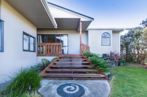 Photo of property in 31 Dillon Street, Waihi Beach, 3611