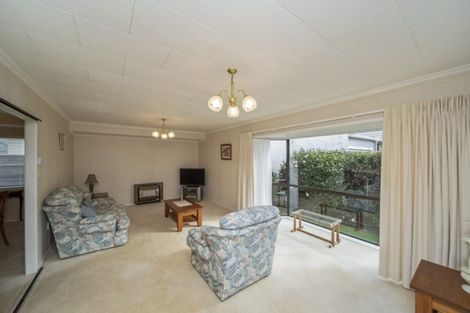 Photo of property in 6a Cornwall Street, Brooklands, New Plymouth, 4310