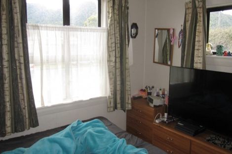 Photo of property in 16 Peel Street, Cobden, Greymouth, 7802