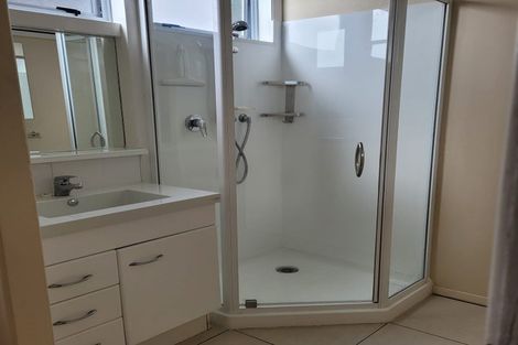 Photo of property in 27 Cook Street, Marfell, New Plymouth, 4310