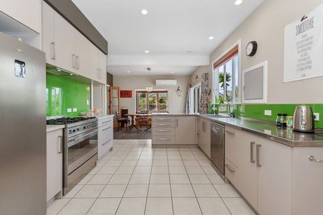 Photo of property in 2 James Street, Hamilton East, Hamilton, 3216