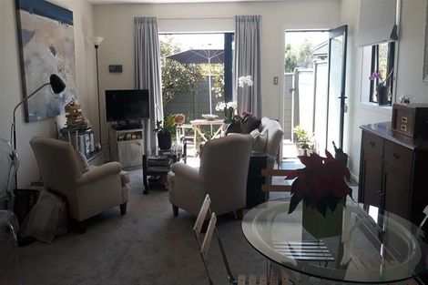 Photo of property in Greenwich Apartments, 13/3 Burton Street, Grafton, Auckland, 1010