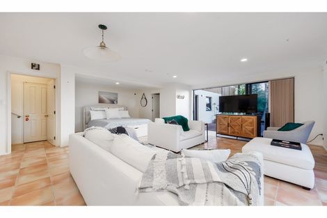 Photo of property in 16 San Lorenzo Rise, Henderson, Auckland, 0612