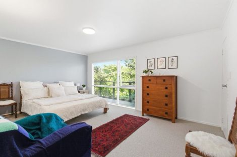 Photo of property in 12 Tensing Place, Khandallah, Wellington, 6035