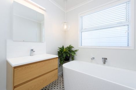 Photo of property in 12 Crane Street, Mount Maunganui, 3116