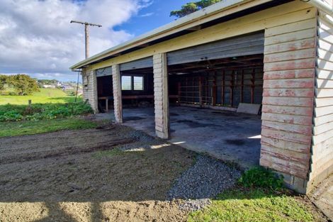 Photo of property in 22 Bonham Street, Pahi, Paparoa, 0571