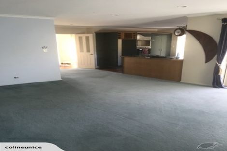 Photo of property in 30 Newinn Crescent, East Tamaki Heights, Auckland, 2016