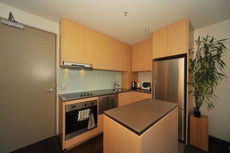 Photo of property in Sanctum Apartment, 10 Ebor Street, Te Aro, Wellington, 6011