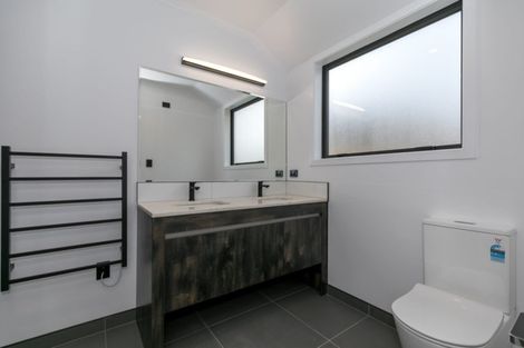 Photo of property in 71 Cumberland Drive, Flagstaff, Hamilton, 3210