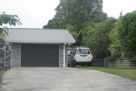 Photo of property in 16 Mcbeth Drive, Te Puke, 3119