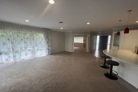 Photo of property in 36 Kinleith Way, Albany, Auckland, 0632