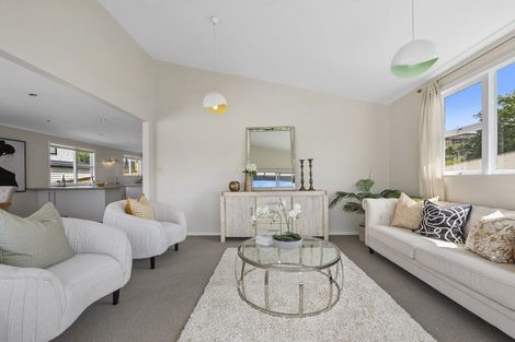 Photo of property in 1/52 Beulah Avenue, Rothesay Bay, Auckland, 0630