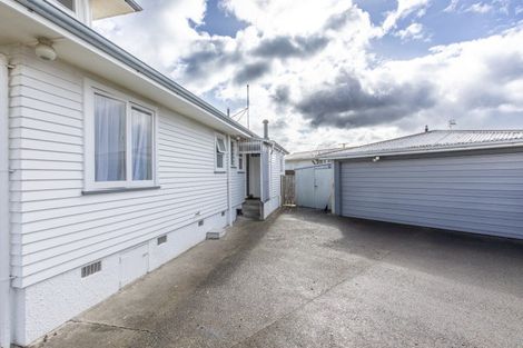 Photo of property in 1 Jull Crescent, Waipukurau, 4200