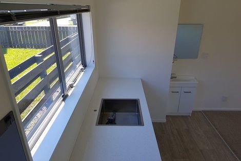 Photo of property in 55 Kenderdine Road, Papatoetoe, Auckland, 2025