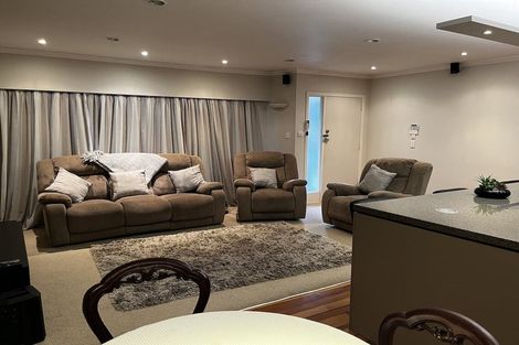 Photo of property in 2 Carrington Avenue, Hillcrest, Hamilton, 3216