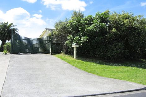 Photo of property in 10 Merlot Heights, Huapai, Kumeu, 0810