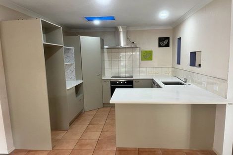 Photo of property in 15 Cellbridge Place, East Tamaki, Auckland, 2016