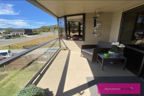 Photo of property in 318 Waikawa Road, Waikawa, Picton, 7220