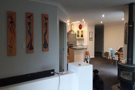 Photo of property in 3 Mclean Place, Woodend, 7610