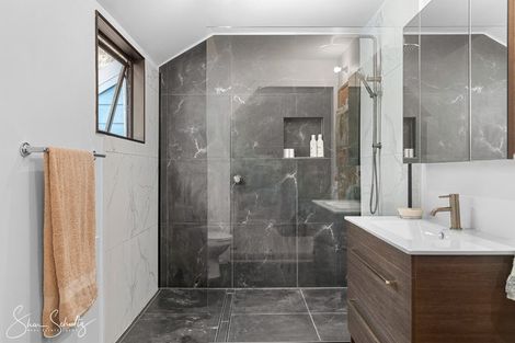 Photo of property in 338a Wairere Road, Paparoa, 0571