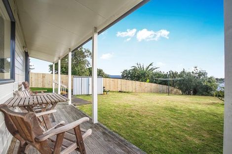Photo of property in 17 Beatrix Street, Avondale, Auckland, 1026