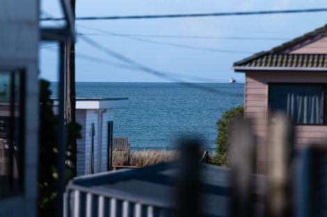 Photo of property in 31 Dillon Street, Waihi Beach, 3611