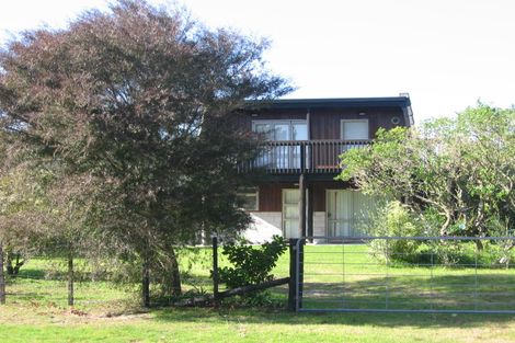 Photo of property in 71 Oyster Drive, Cooks Beach, Whitianga, 3591
