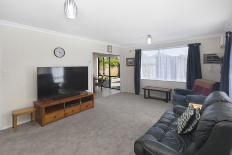 Photo of property in 1/290 Avonhead Road, Avonhead, Christchurch, 8042