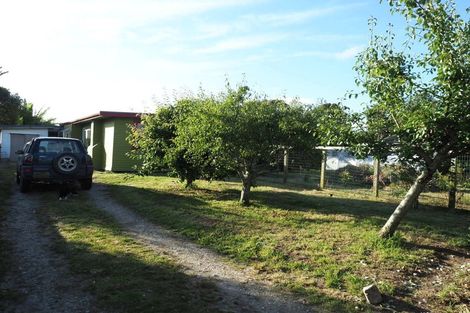 Photo of property in 13 Wharf Road, Karamea, 7893