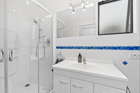 Photo of property in 4 Kookaburra Drive, Tawharanui Peninsula, Warkworth, 0986