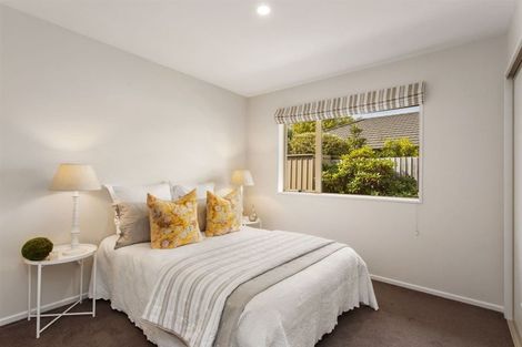 Photo of property in 12 Coolspring Way, Redwood, Christchurch, 8051