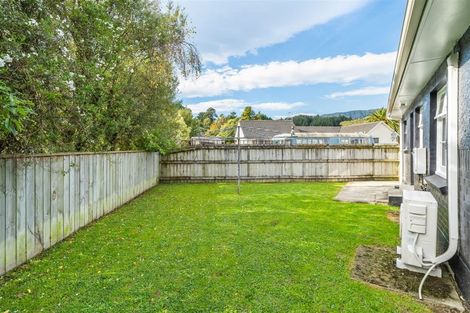 Photo of property in 1 Moeraki Road, Maoribank, Upper Hutt, 5018