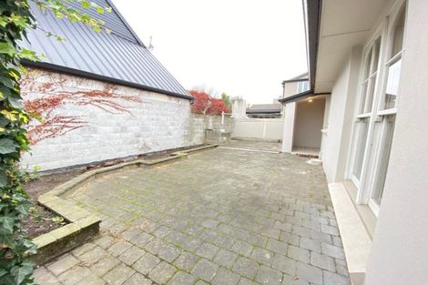 Photo of property in 1/17 Woodford Terrace, Ilam, Christchurch, 8053