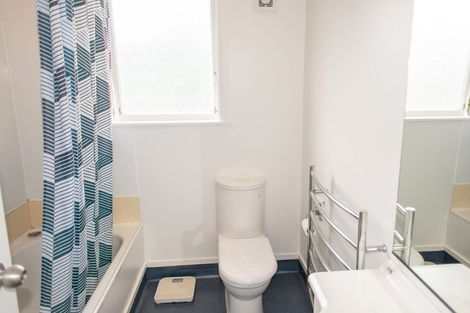 Photo of property in 77 Manor Place, Dunedin Central, Dunedin, 9016