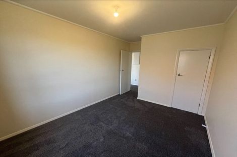 Photo of property in 15a Queenwood Road, Levin, 5510