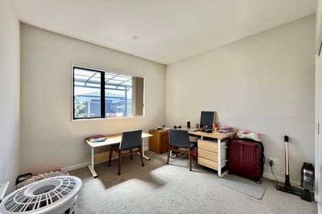 Photo of property in 28 Opoka Street, Takanini, 2110