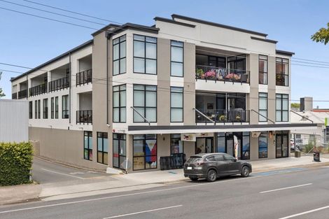 Photo of property in 204/86 Alpha Street, Cambridge, 3434