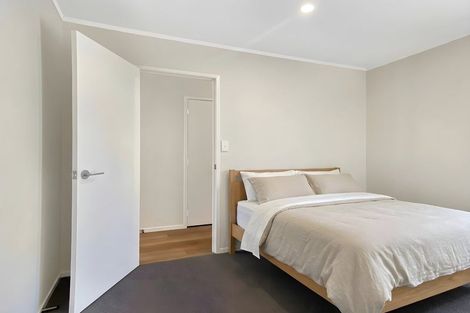 Photo of property in 1/20 Tamaki Bay Drive, Pakuranga, Auckland, 2010