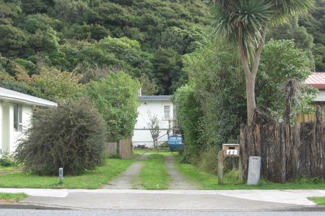 Photo of property in 43 Ruahine Street, Paraparaumu, 5032