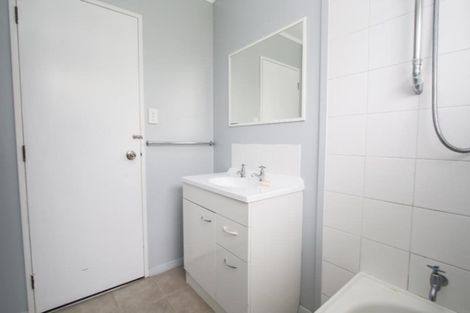 Photo of property in 42 Lindsay Crescent, Nawton, Hamilton, 3200