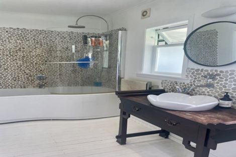 Photo of property in 20 Jean Place, Stanmore Bay, Whangaparaoa, 0932