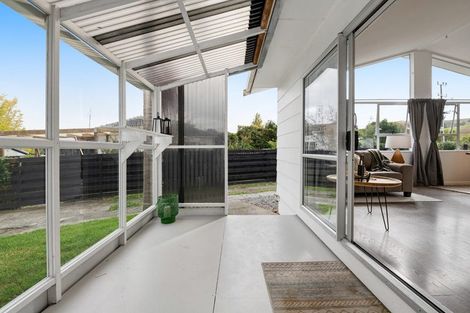 Photo of property in 129 Awaroa Road, Helensville, 0800