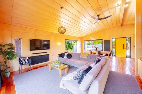 Photo of property in 5 Saint Marys Road, Waipukurau, 4200