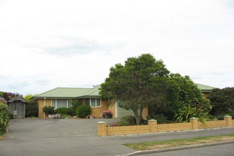 Photo of property in 9 Thistledown Place, Woolston, Christchurch, 8062