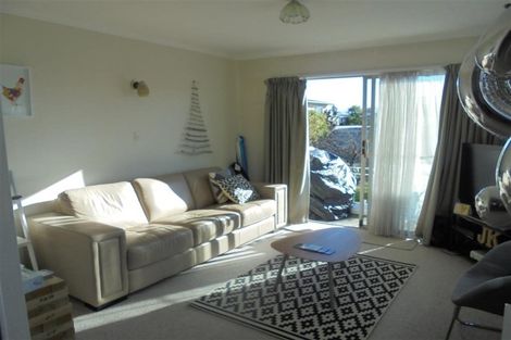 Photo of property in 1/41 Leicester Street, Stoke, Nelson, 7011