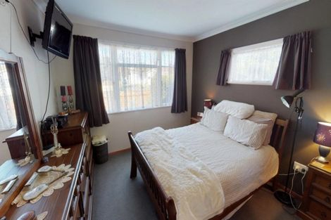 Photo of property in 25 George Street, Levin, 5510